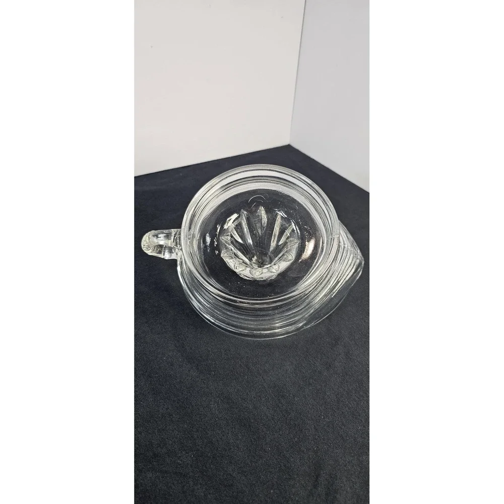 Vintage Clear Glass Citrus Juicer Orange Lemon Lime Juice Reamer Ribbed Art Deco